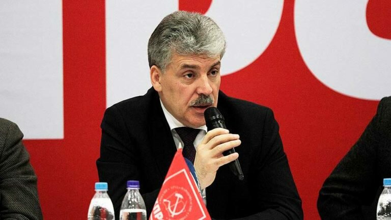 Павел Грудинин: Путин типичный популист, много лет рассказывающий нам об экономическом рывке
