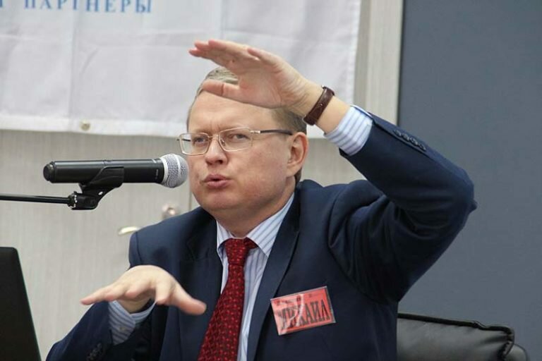 Делягин: Ненависть к «Единой России» зашкаливает, в Марий Эл выпускник набросился на женщину-депутата