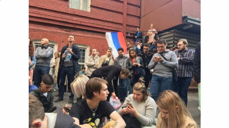 Оппозиции в Москве нужны беспорядки, стычки с полицией, а не согласованные с властями митинги