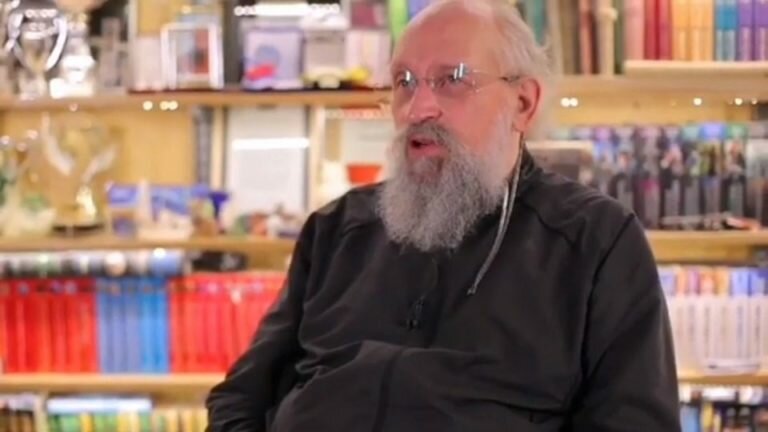 Вассерман коротко и четко описал сложившуюся ситуацию в Москве с массовыми протестами