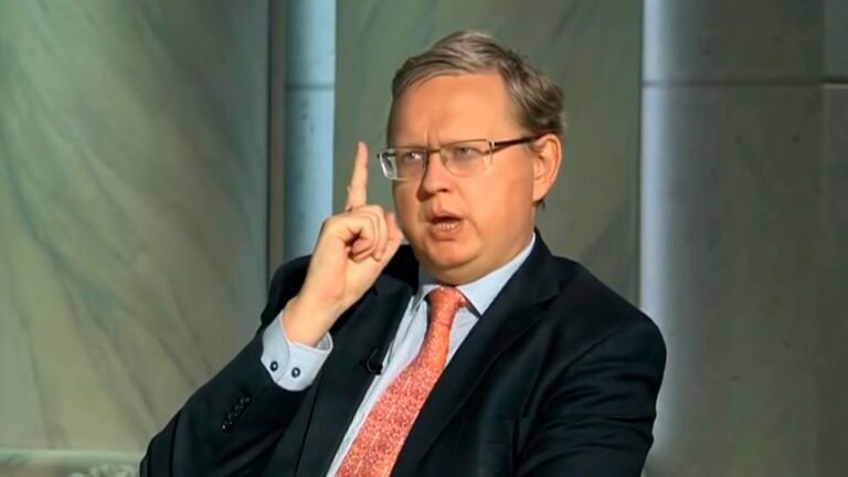 Михаил Делягин: Куда с политической авансцены исчез Навальный и почему молчит его верная оппозиция