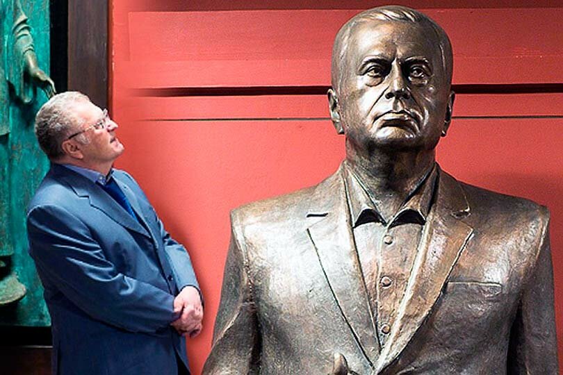 Жириновский и его памятник