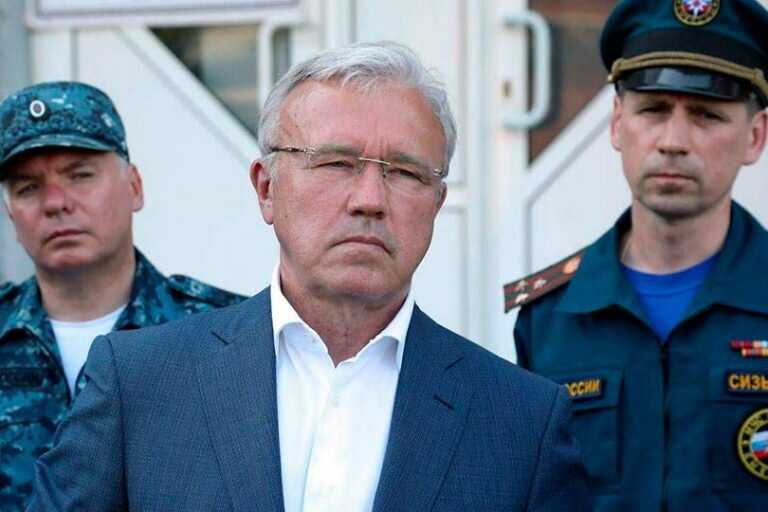 Усс выдавал сознательные поджоги тайги за «природные явления», чем вводил в заблуждение Генпрокуратуру