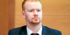 Денис Парфенов назвал электронное голосование «фиговым листком», прикрывающим узурпацию власти