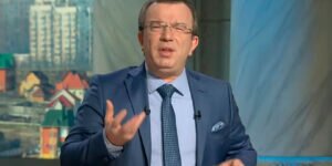 Российские банкиры не могут объяснить происхождение своих денег на Западе и ринулись ввозить их в Россию