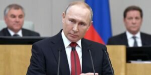 Президент Путин пообещал обеспечить всех россиян жильем за наш с вами счет к 2026 году