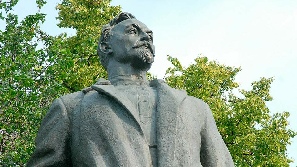 Памятник Феликса Дзержинского