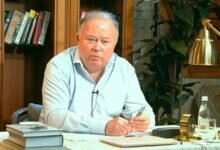 Андрей Караулов