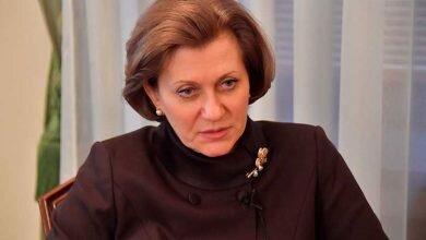 Анна Попова