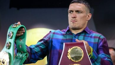 Боксер Усик
