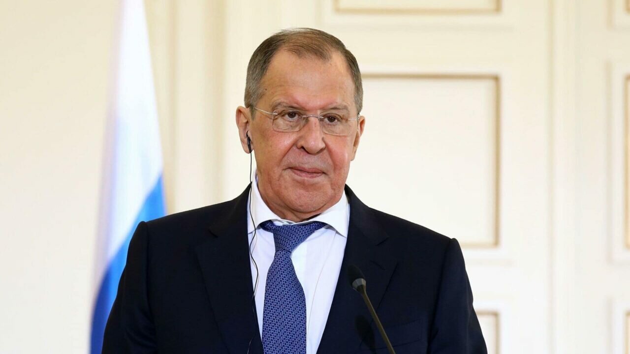 Лавров