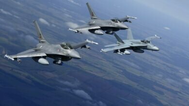 Самолеты F-16