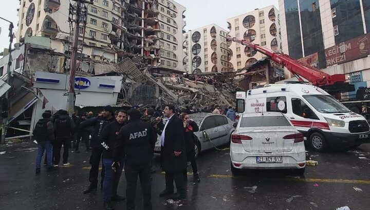 Землетрясения в Турции и Сирии