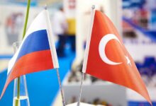 Флаг Турции и флаг России