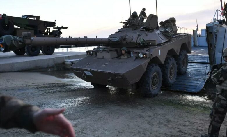Колесный танк AMX-10RC