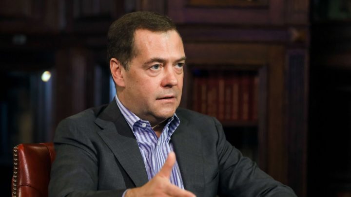 Замсекретаря СБ Медведев: Ж/д магистраль из Испании во Львов говорит, что это новая столица Украины