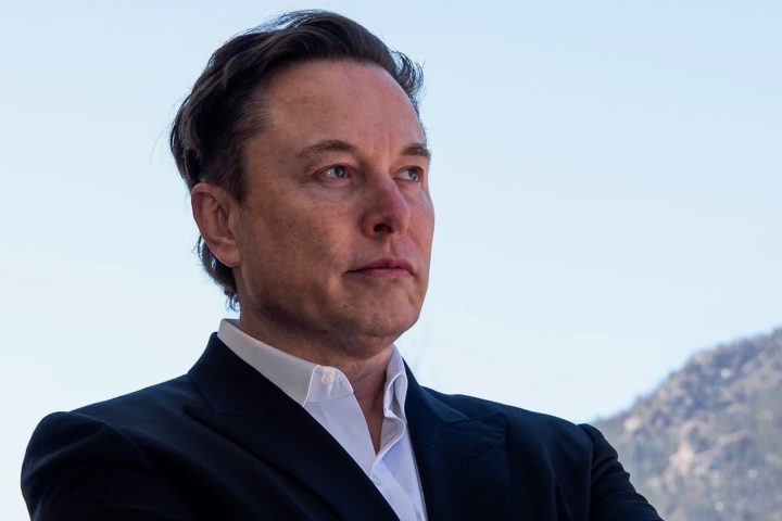 Предприниматель Маск: Компания SpaceX не продавала терминалы Starlink РФ для СВО